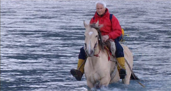 Walter Bonatti à cheval